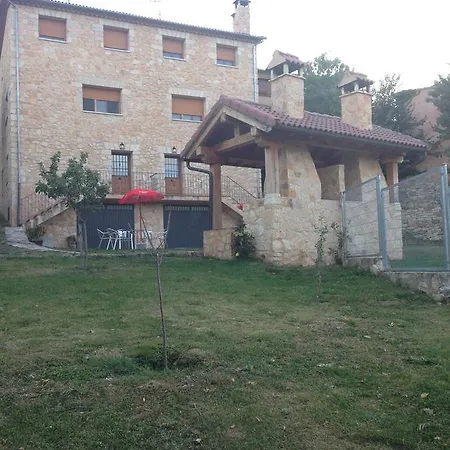 Casa Rural La Muralla De Pedraza 別荘